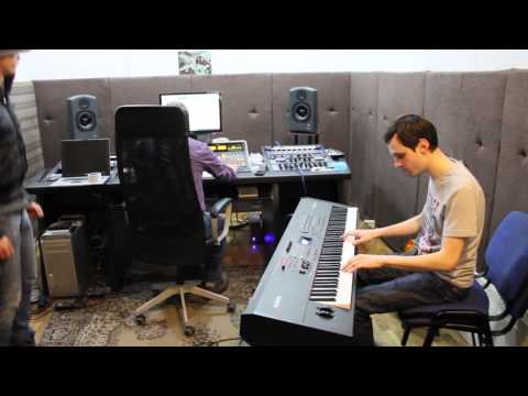 Alex Calancea Band in studio (faze hazlii)