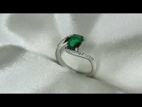 Emerald and diamonds ring in 18 kt white gold “Medea” Video