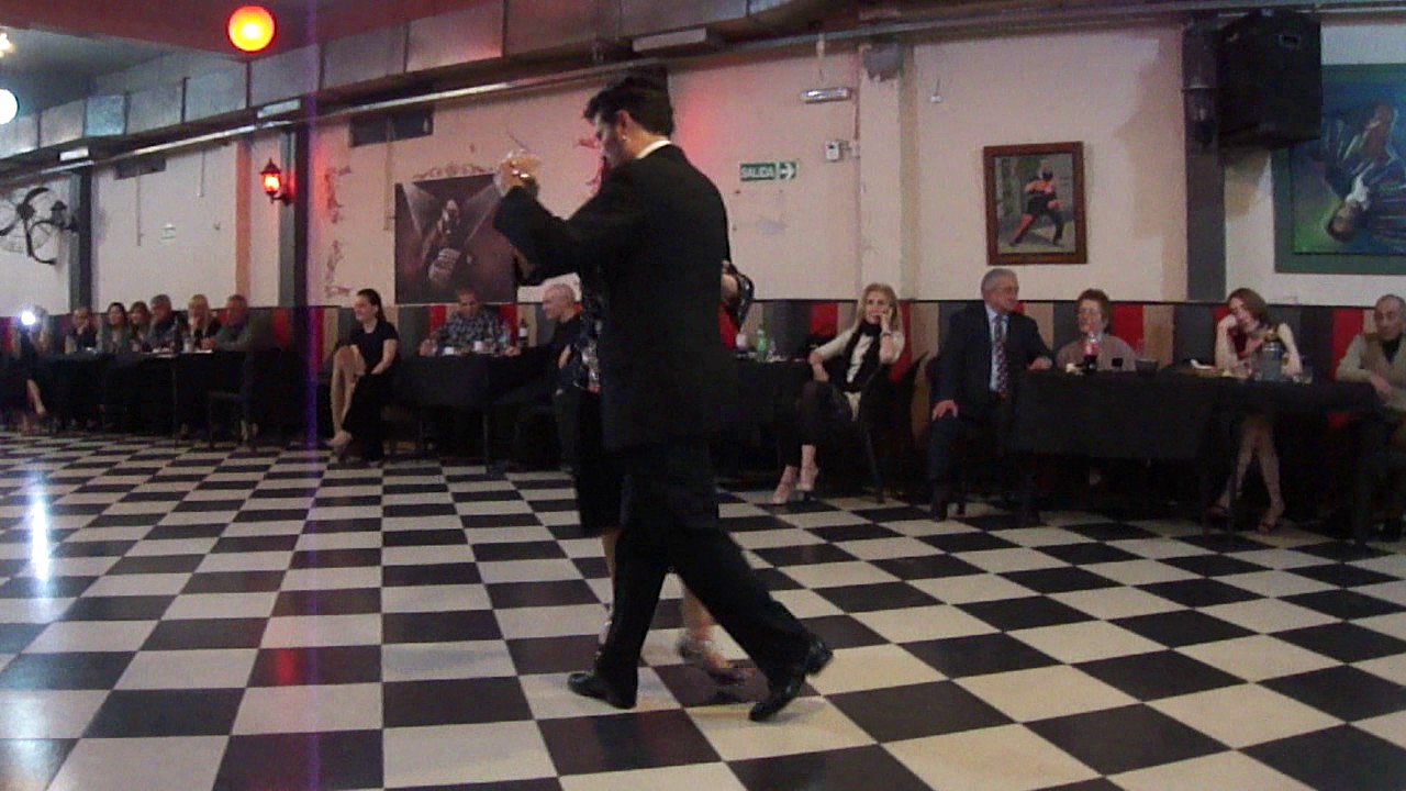 Sin Rumbo, bailan Ofelia Rosito,Carlos Rivarola, Lidia Fillon y Jose Luis Ferraro