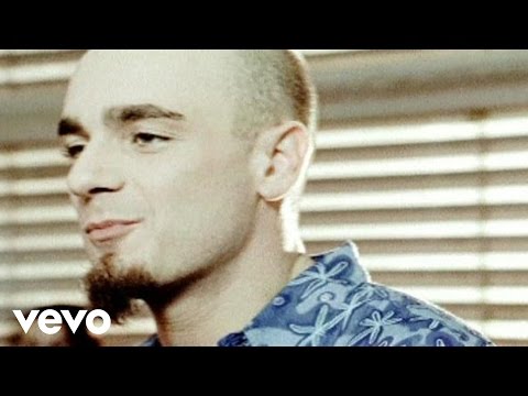 Articolo 31 - Tu Mi Fai Cantare (videoclip) ft. Paolo Brera