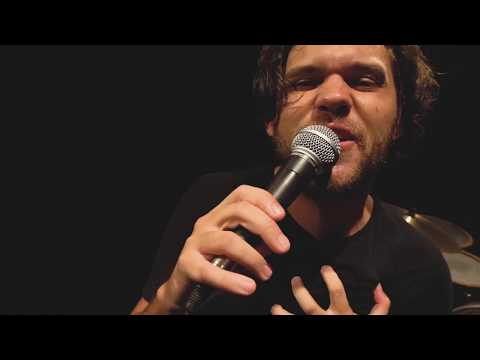 Display - Acrofobia (oficial)