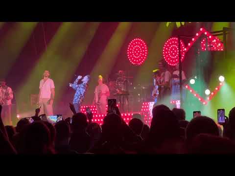 David Bisbal cantando en el concierto de Álvaro Soler en Berlín!! 2022 #Acontracorriente