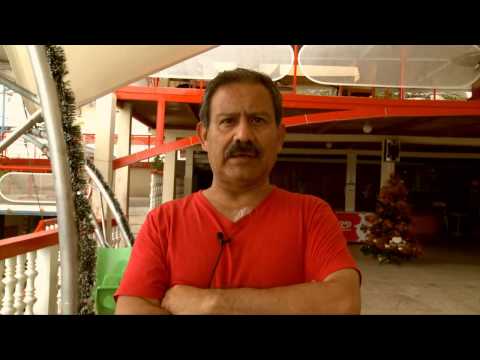 Periodistas señalan la contaminacion de Chevron - Hernando Calvo Ospina