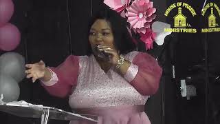 Download lagu Mankabinde and Bishop Sekete Powerful Sermon In The Same Roof🔥 mp3