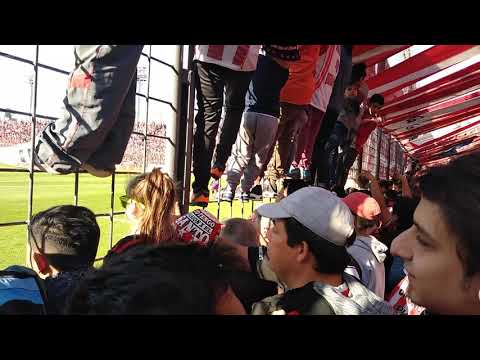 "Ciudadela es un carnaval" Barra: La Banda del Camion • Club: San Martín de Tucumán