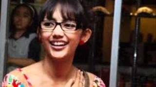Download lagu Nina Tamam - Lollipop Love. mp3 Download lagu Nina Tamam - Lollipop Love. mp3