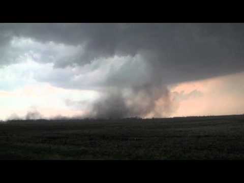 April 9, 2011: Gustnado or Tornado?