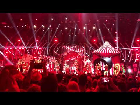 Les enfoirés 2018 - je joue de la musique 20.01.2018