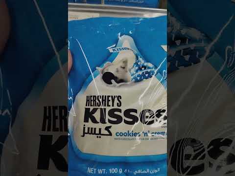 Hershey's Cookies and Cream #satisfying #chocolate #kisses #ytshorts #mybloopers