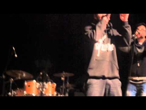 Batuhan Uzel - Yeni Biri (Canlı Performans)