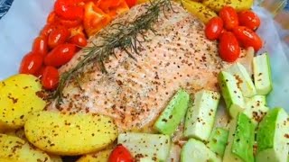 בקלי קלות-דג סלמון וירקות חגיגי (ליהי קרויץ - מטבח בקלי קלות) - התמונה מוצגת ישירות מתוך אתר האינטרנט יוטיוב. זכויות היוצרים בתמונה שייכות ליוצרה. קישור קרדיט למקור התוכן נמצא בתוך דף הסרטון