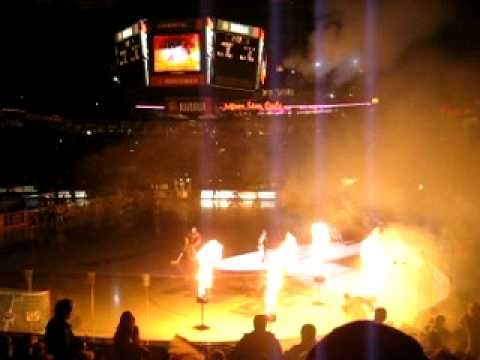 Jokerit vs. HIFK 2:4 - Jokerit players entering ice