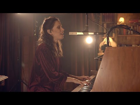 Olivia Trummer Trio "Anywhere" (Live Session)