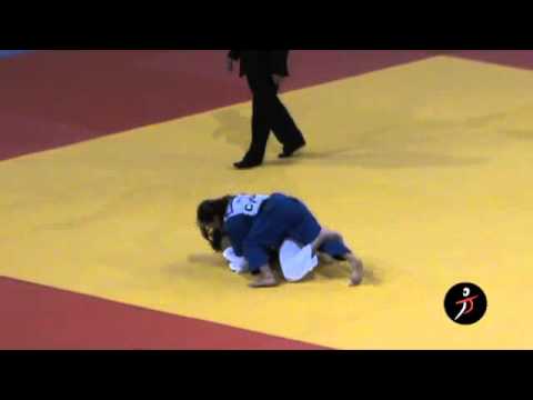 italiajudo.com_Parigi 2011 - Campionati del Mondo - Valentina Moscatt ITA - Ana Hormigo POR