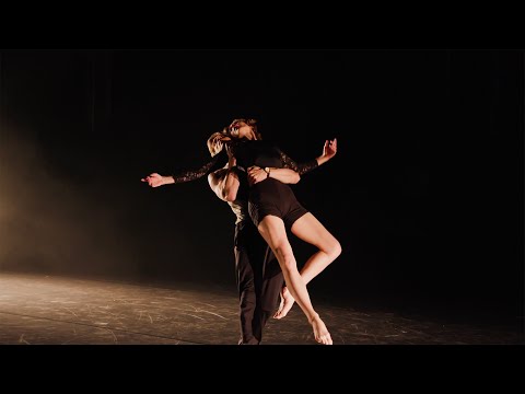 'Bedroom Duet' | Cordelia Braithwaite & Andrew Monaghan | Cinderella