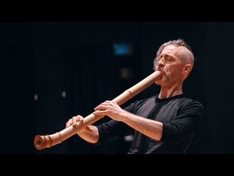 Cornelius Boots, bass shakuhachi (Taimu) playing "Black Earth" at NOHspace San Francisco 竹の尺八