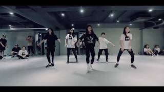 M.I.A - Swords / Mina Myoung Choreography (Due to copyright, the sound is only in the last group)