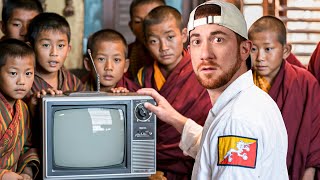No TV Until 1999? (Seriously)