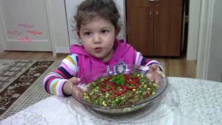 Kansız Olanlar ve Diyet Yapanlar İçin Yeşil Mercimek Salatası Tarifi - Yemek Tarifleri
