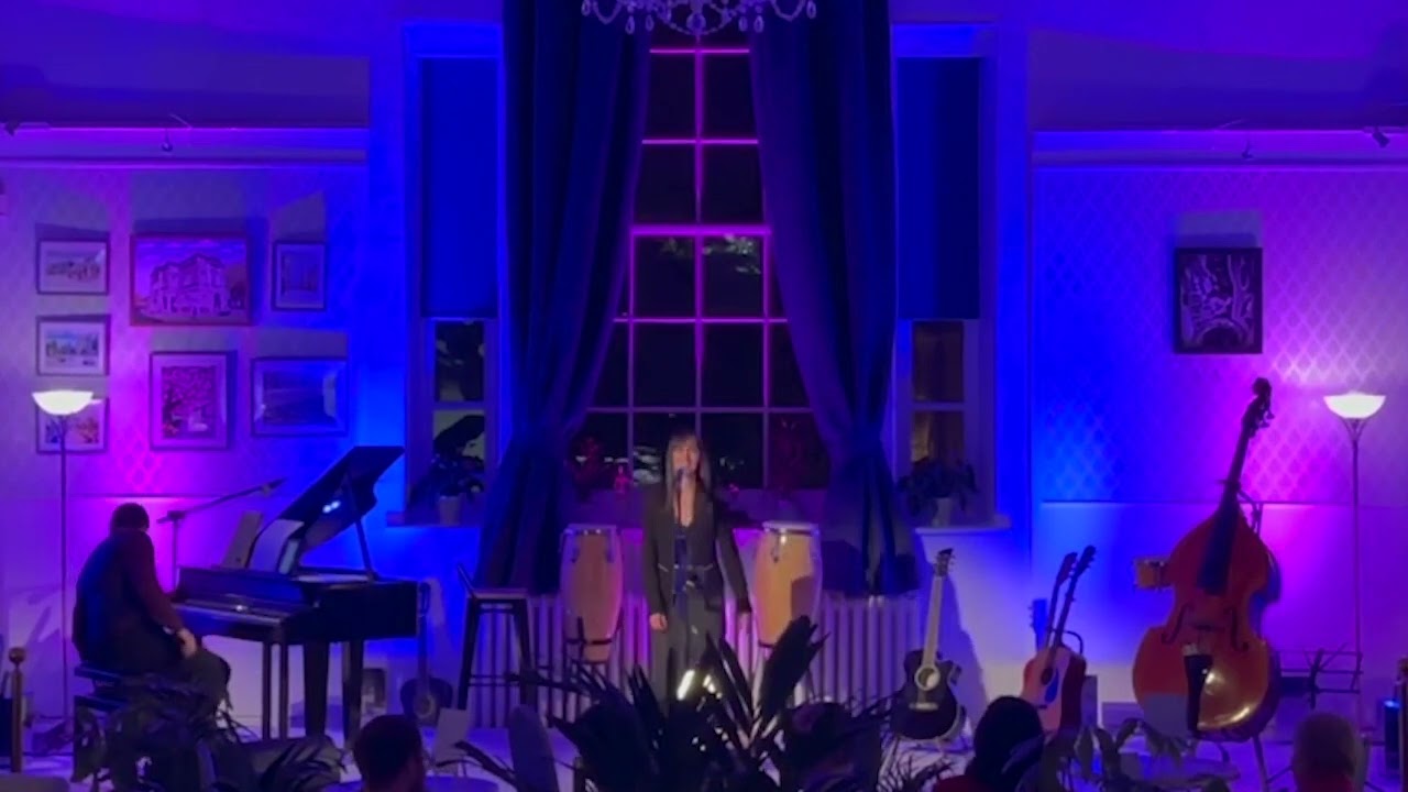 Video Starlight Duo Singer / Piano Duo Playing Soul Jazz and Pop London