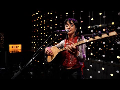 Derya Yıldırım & Grup Şimşek - Full Performance (Live on KEXP)