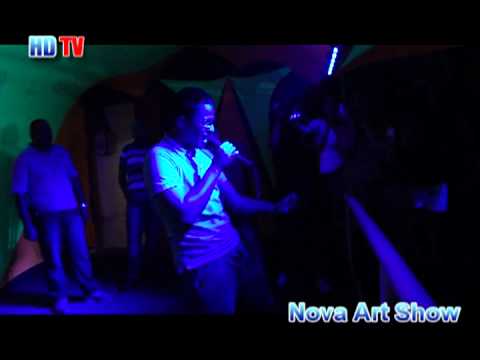 Mc Daleste na Estaçao 220 Volts 2012