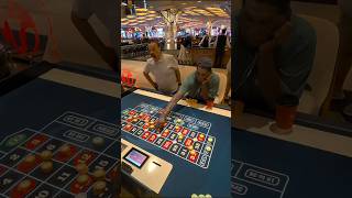 I wish DEALERS would kick people off the table who have ZERO INTENTIONS of playing #ThatCasinoLife