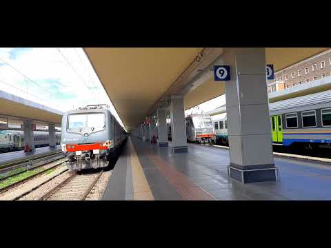 Frecciarossa 1000 in uscita da Torino Porta Nuova