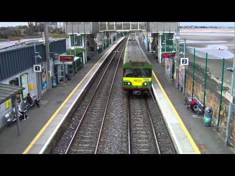 8100/8300 Class Dart train at Booterstown Station