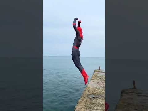 Spiderman does somersaults😱#shorts