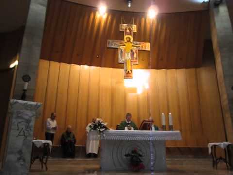 S. MESSA CRISTO RE Martina 6 Ottobre 2011 2 P. Daniele Pichierri.wmv