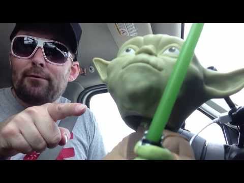 TheDailyWoo - 431 (9/5/13) Yoda Opens Thiiiings !