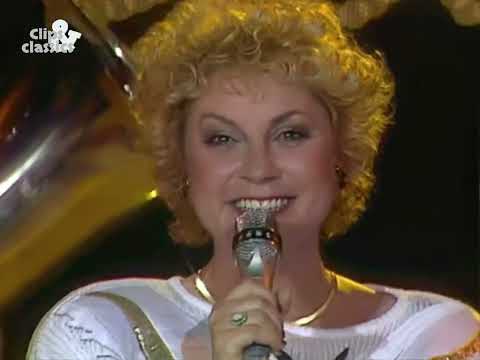 Connie Vink || Hitmedley // Uit: G'oud en Nieuw / NCRV