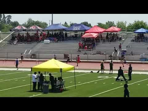 300m hurdles Cody THS Dinuba