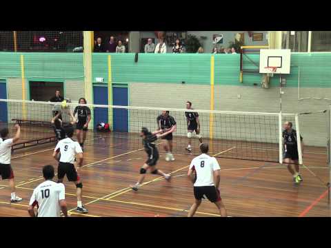 VCC'92 H1 vs Dinto H2 - woensdag 8 januari 2014