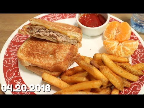 What I ate today using Intuitive Eating! DITL (04.20.2018)