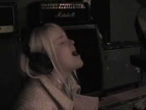 I Nine - Change Nothing