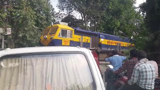 preview picture of video 'Indian Railways In Malipur Centre Akbarpur'