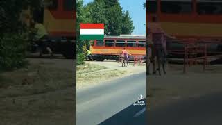 Download lagu Vonatok külföldön vs Magyarországon! #shorts #funny #trains mp3 Download lagu Vonatok külföldön vs Magyarországon! #shorts #funny #trains mp3