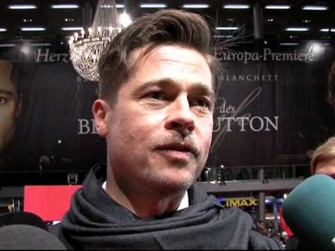 Brad Pitt 'thrills' for Obama