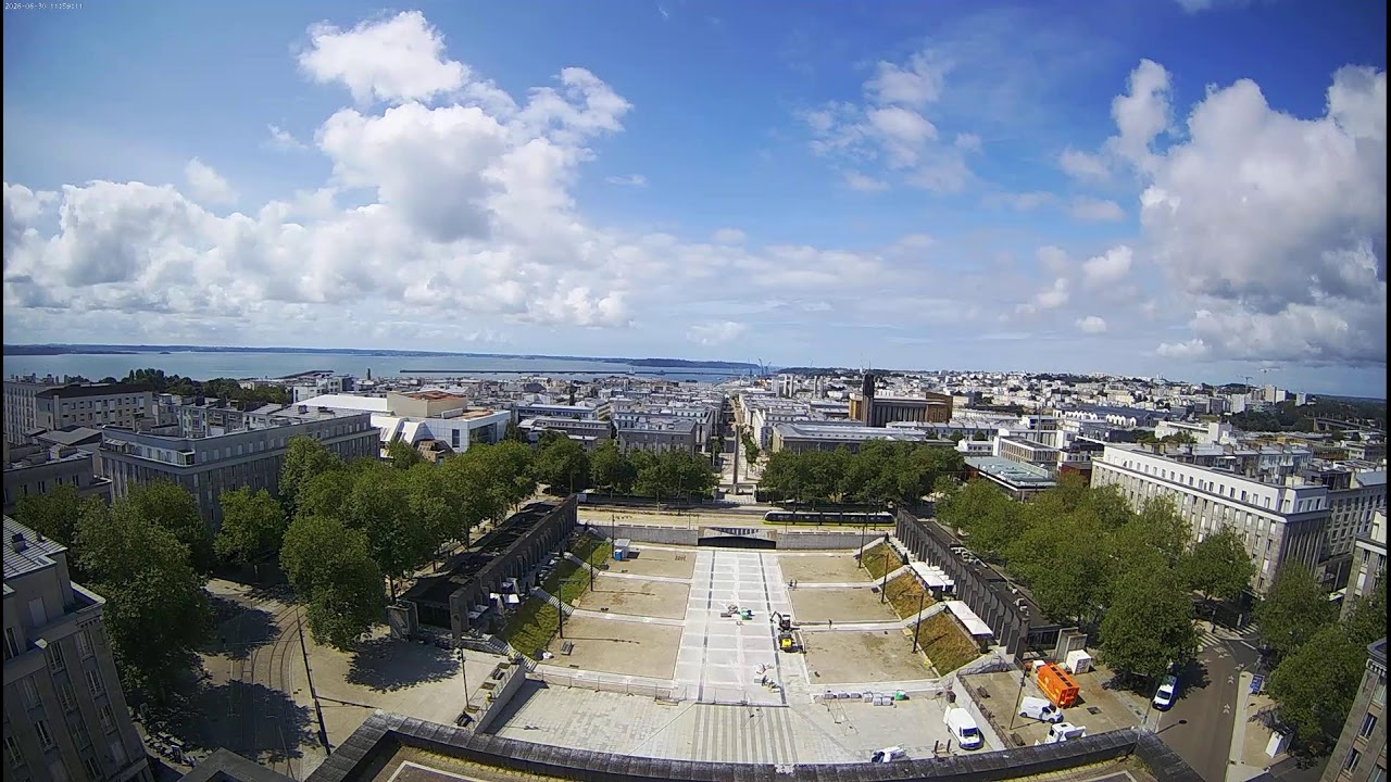 Live webcam view of Brest City Hall Panorama