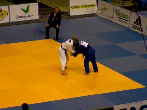 EC JUN 2011 70  GEDUTYTE Renalda LTU MANSOUR Lola BEL B