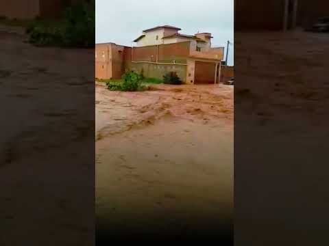 Forte Chuva em Canarana-BA 5/12