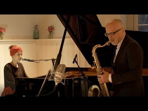 Olivia Trummer und Peter Materna: "You are the sunshine of my life" (Stevie Wonder)