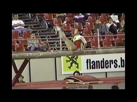 TQ CHN Sun Xiaojiao BB   2001 World Championships 9 212