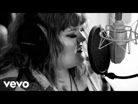 MTRSS, MaKenzie Thomas - Cali High (Official Cover)