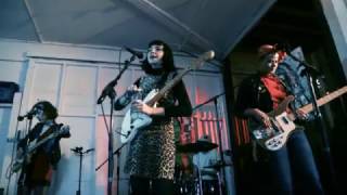 The Regrettes - Juicebox Baby (Live on PressureDrop.tv)