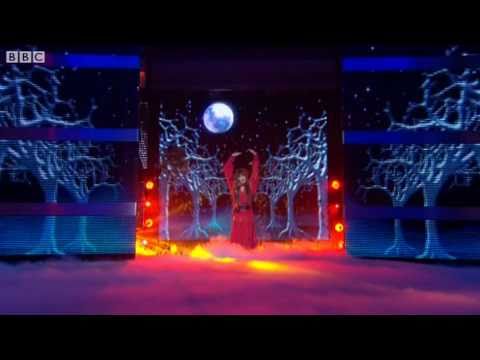 Noel Fielding does "Wuthering Heights" - Let's Dance for Comic Relief 2011 Final - BBC