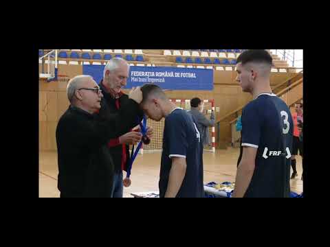 Echipa de futsal CSS Nicu Gane Falticeni a primit medaliile de bronz ale Campionatului Naţional U19