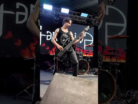 Miss Morphina - Ao vivo no Praça é Rock em quixada CE. #musica #autoral #independente